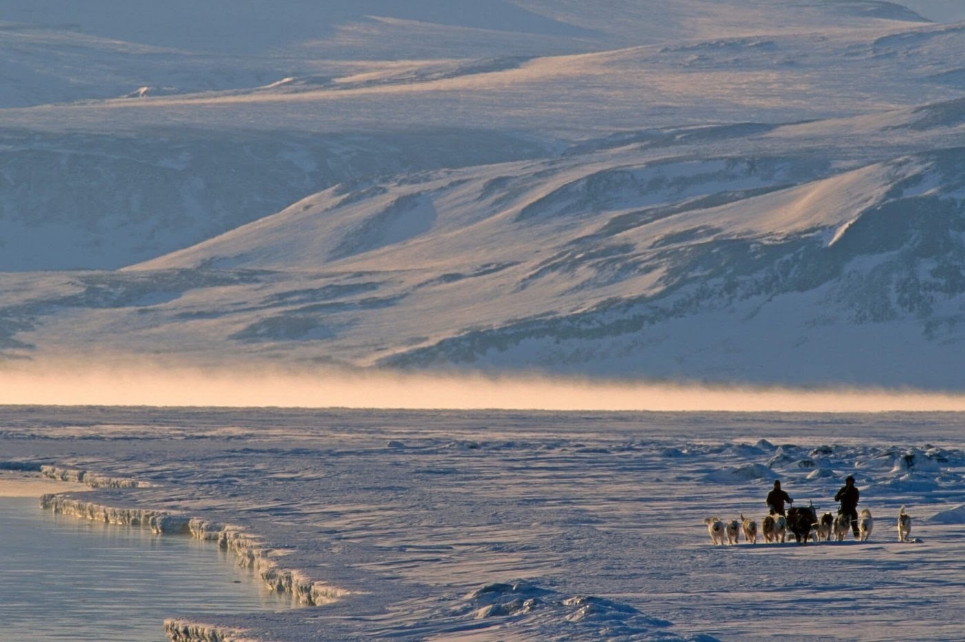 Dogsledding in north east greenland by magnus elander e1504876084380 1400x932