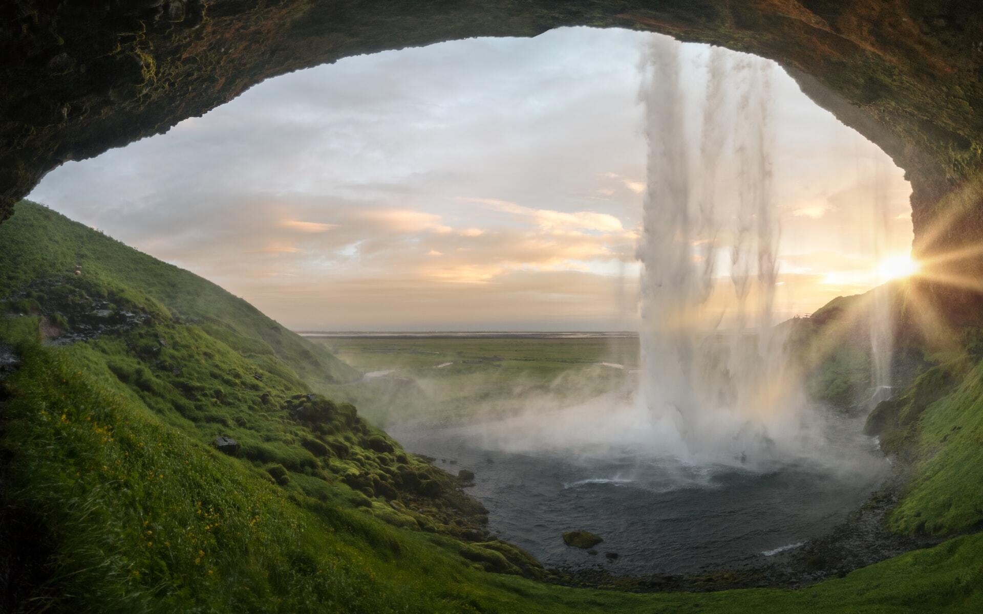 5 Day Northern Lights Tour, Iceland - Seljalandsfoss